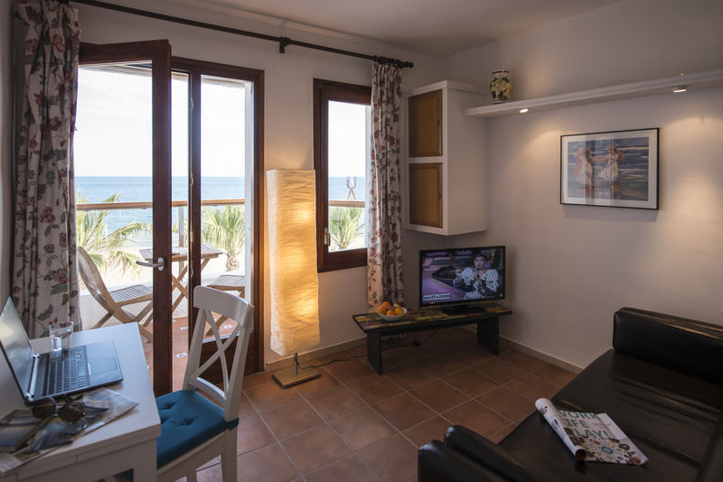 Apartamentos Wundermar Torredembarra Exterior photo